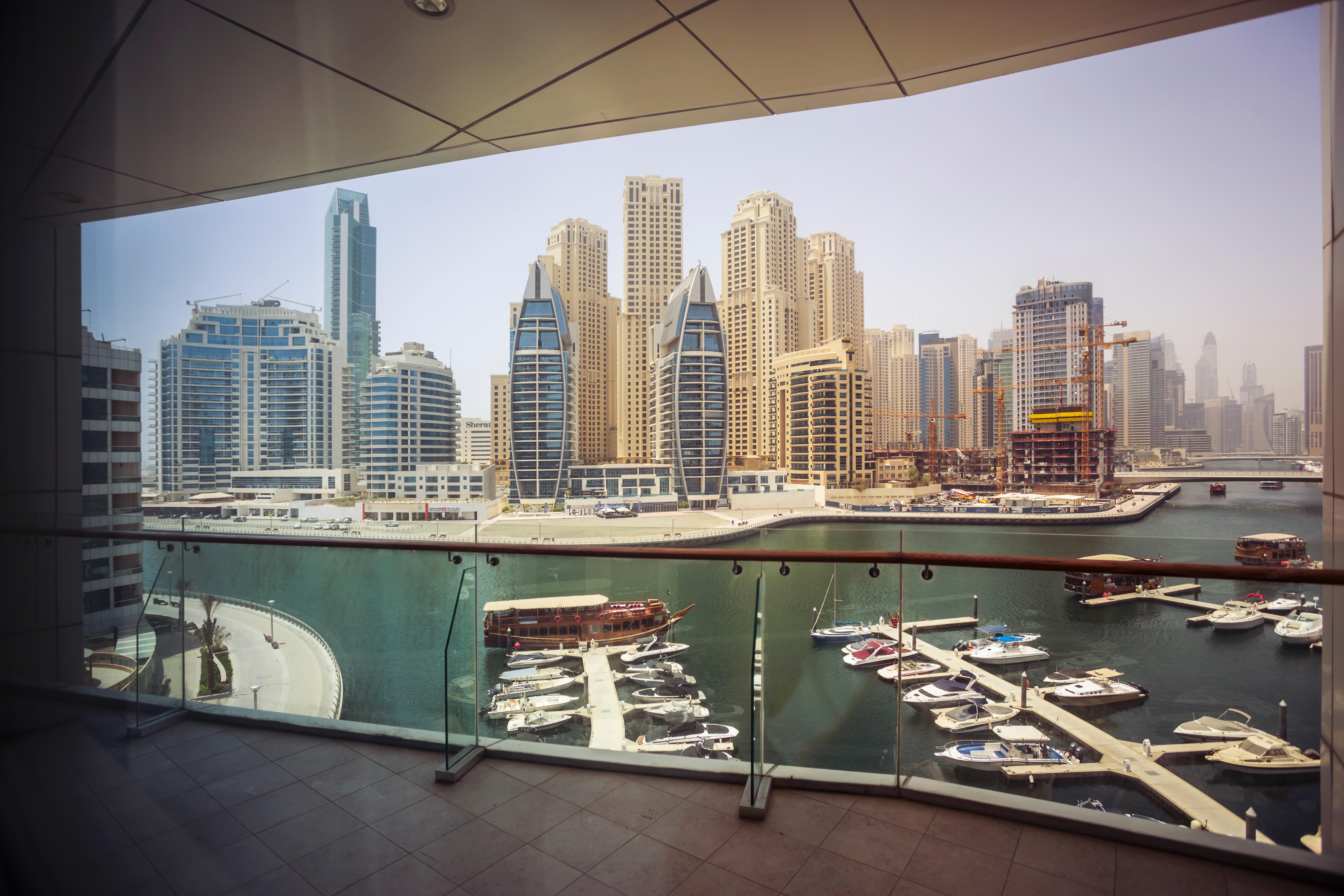 Jannah marina bay suites apartment. Jannah place Dubai Marina 4.